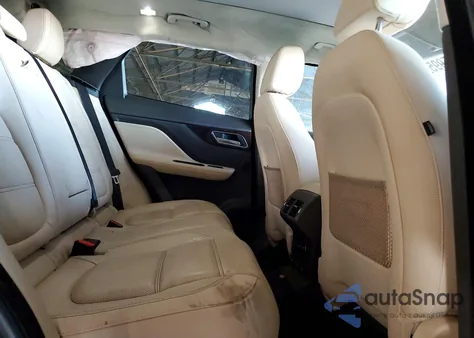 2019 Jaguar F-Pace Prestige z USA, uszkodzony, nr VIN SADCK2GX7KA363564